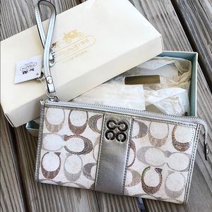Authentic Coach wristlet/wallet